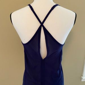 Lululemon workout top